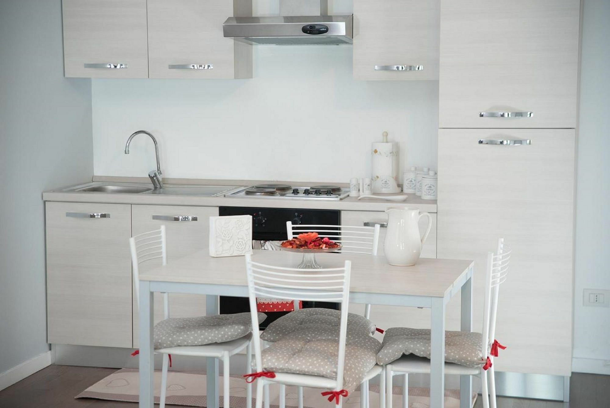 Red Line Apartments Milano Ngoại thất bức ảnh