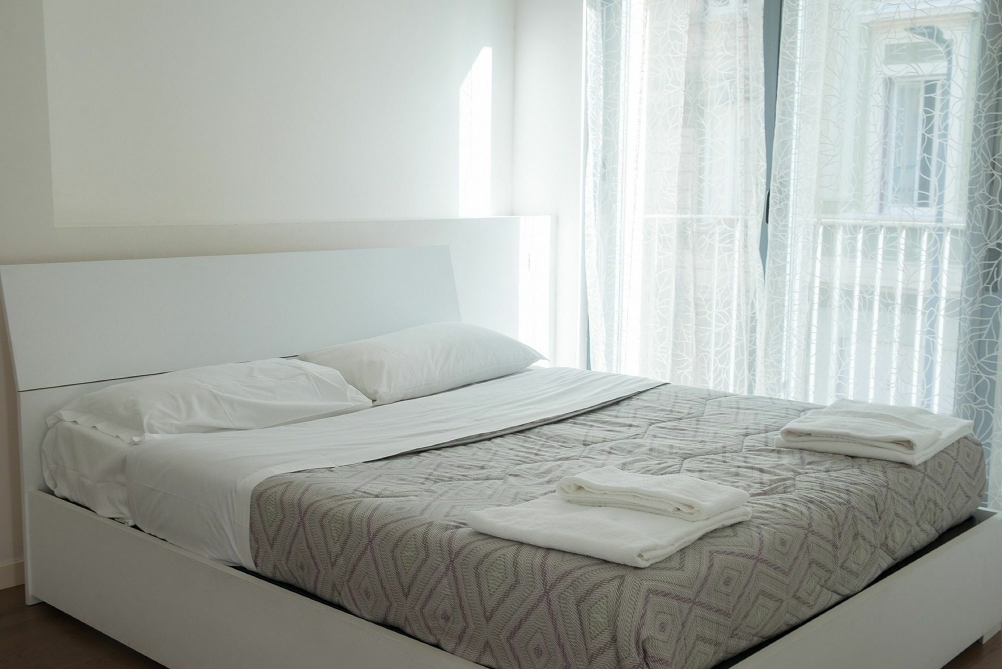 Red Line Apartments Milano Ngoại thất bức ảnh
