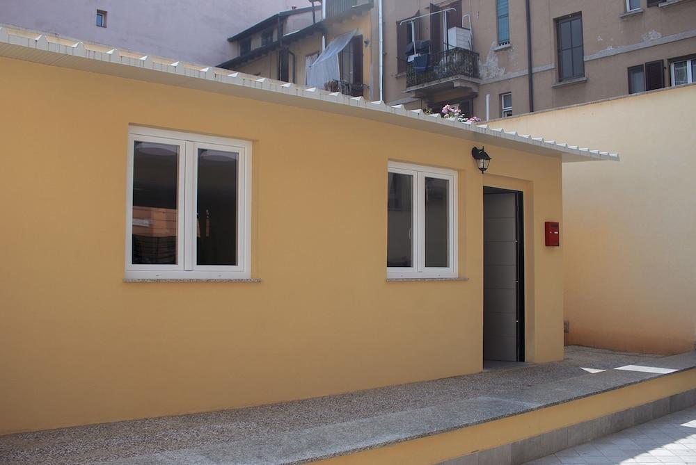 Red Line Apartments Milano Ngoại thất bức ảnh