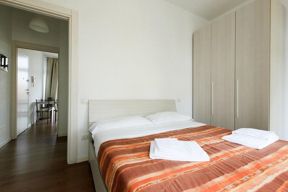 Red Line Apartments Milano Ngoại thất bức ảnh