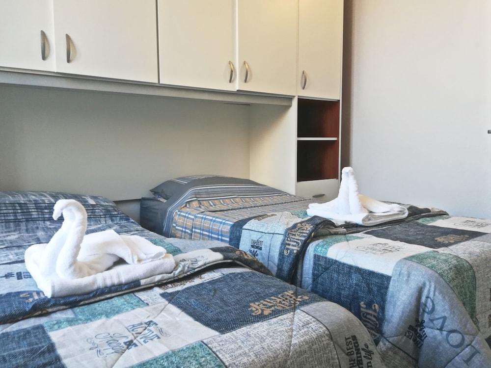 Red Line Apartments Milano Ngoại thất bức ảnh