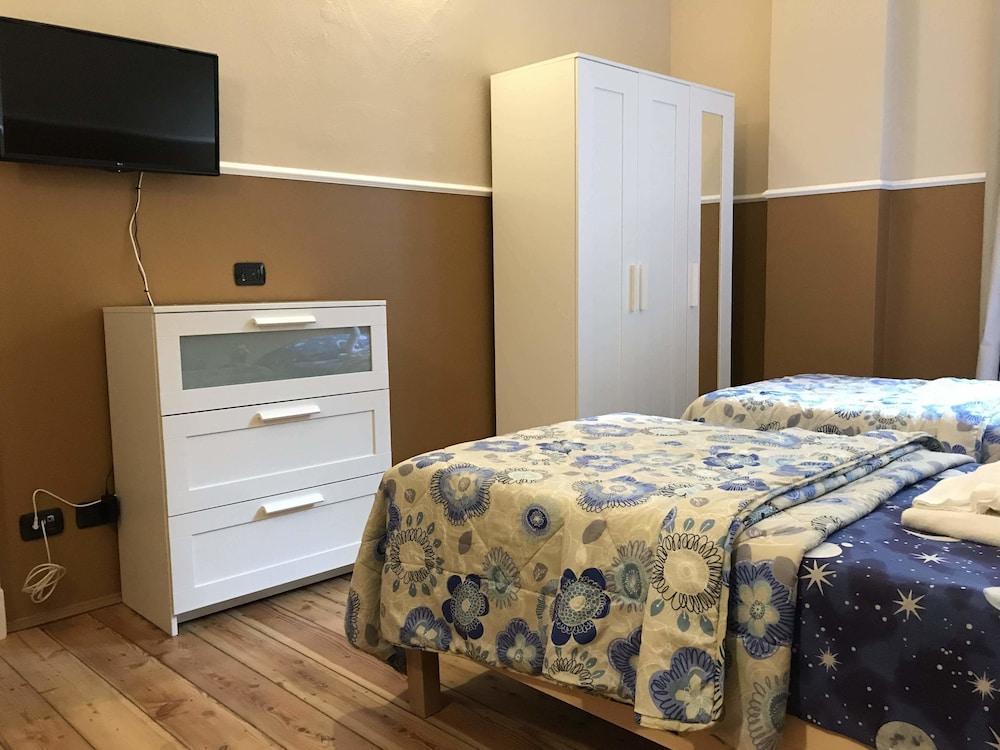 Red Line Apartments Milano Ngoại thất bức ảnh