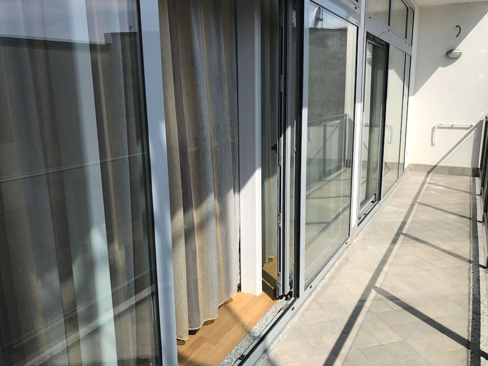 Red Line Apartments Milano Ngoại thất bức ảnh